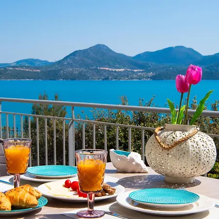 Meteora דירה ניקיאנה